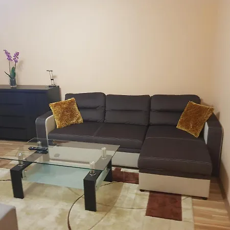 Kasprzaka 11a * Łódź