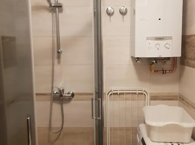 Kasprzaka 11a * Lodz